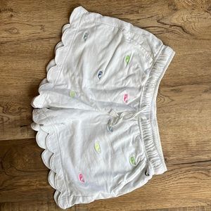 Vineyard Vines Shorts! Girls size medium!